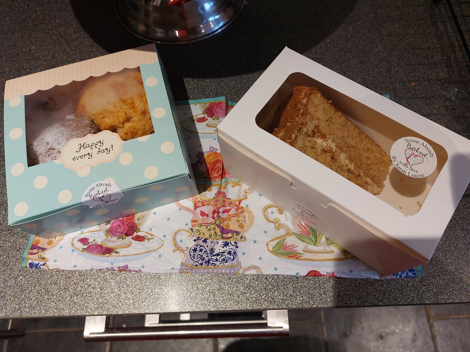Afternoon tea boxes